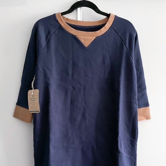 Nwt Raglan Fleece Dress - Picture 2 of 9